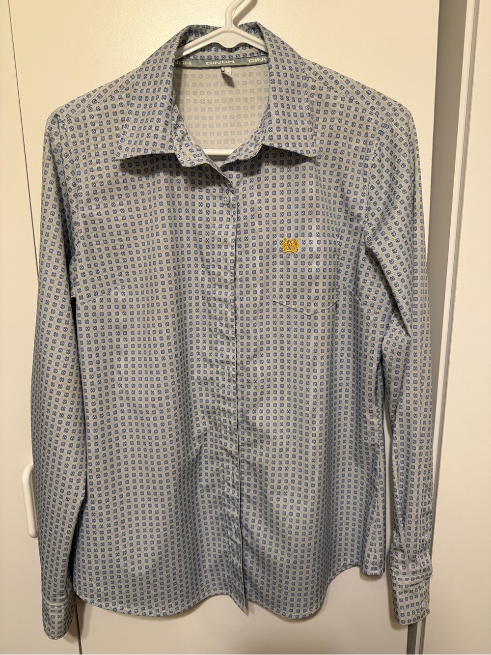 Cinch Women's Light Blue Micro-Geo Button-Up Shirt